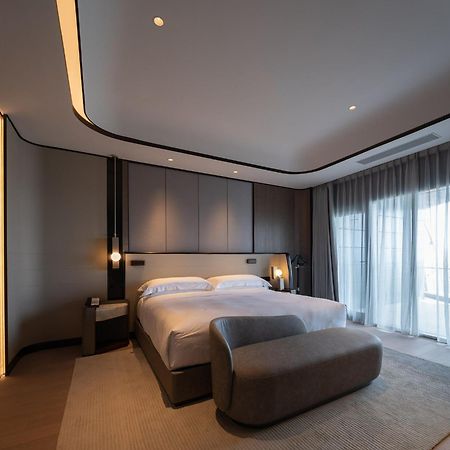 Intercontinental Shanghai Harbour City By Ihg Nanhui ภายนอก รูปภาพ