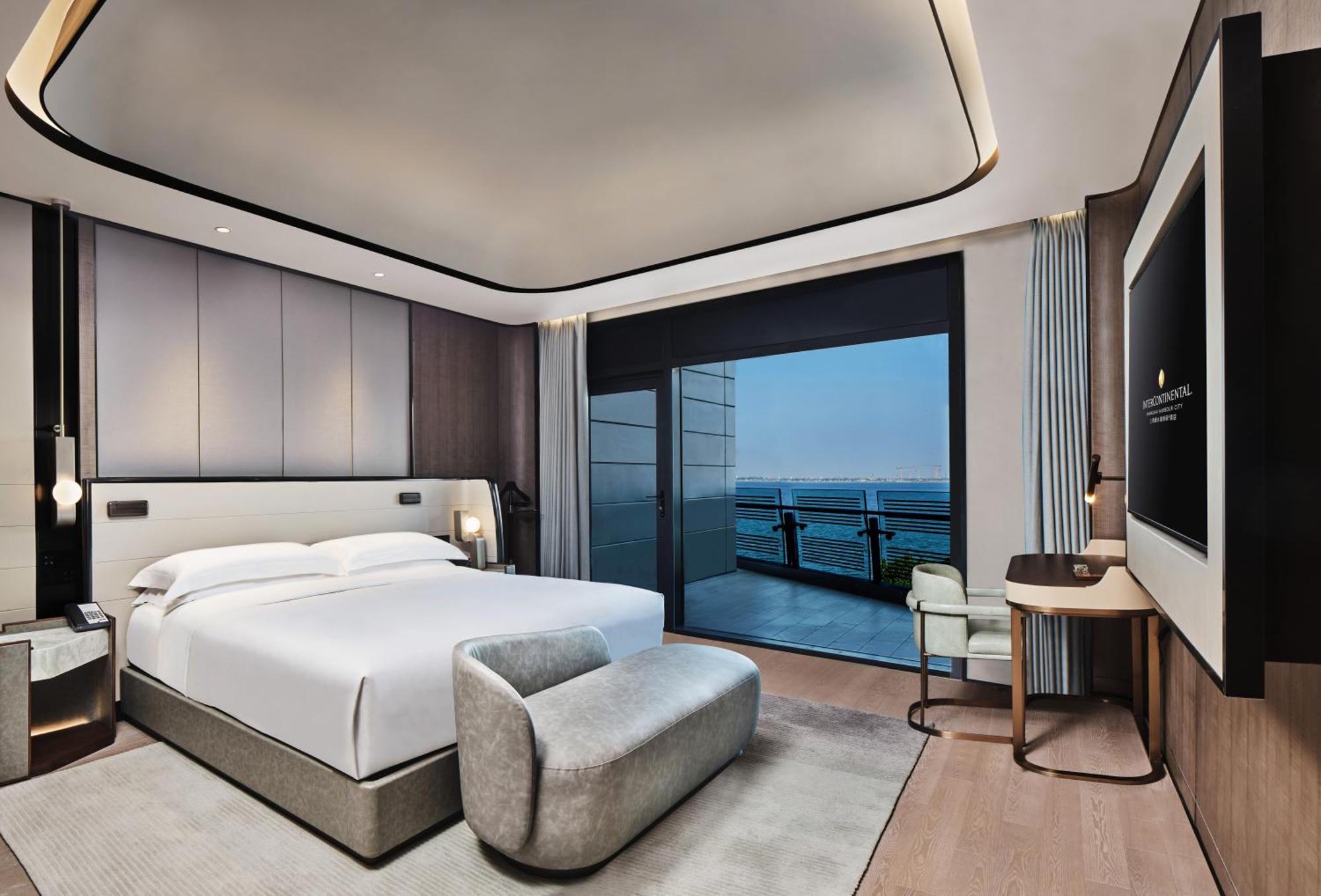 Intercontinental Shanghai Harbour City By Ihg Nanhui ภายนอก รูปภาพ