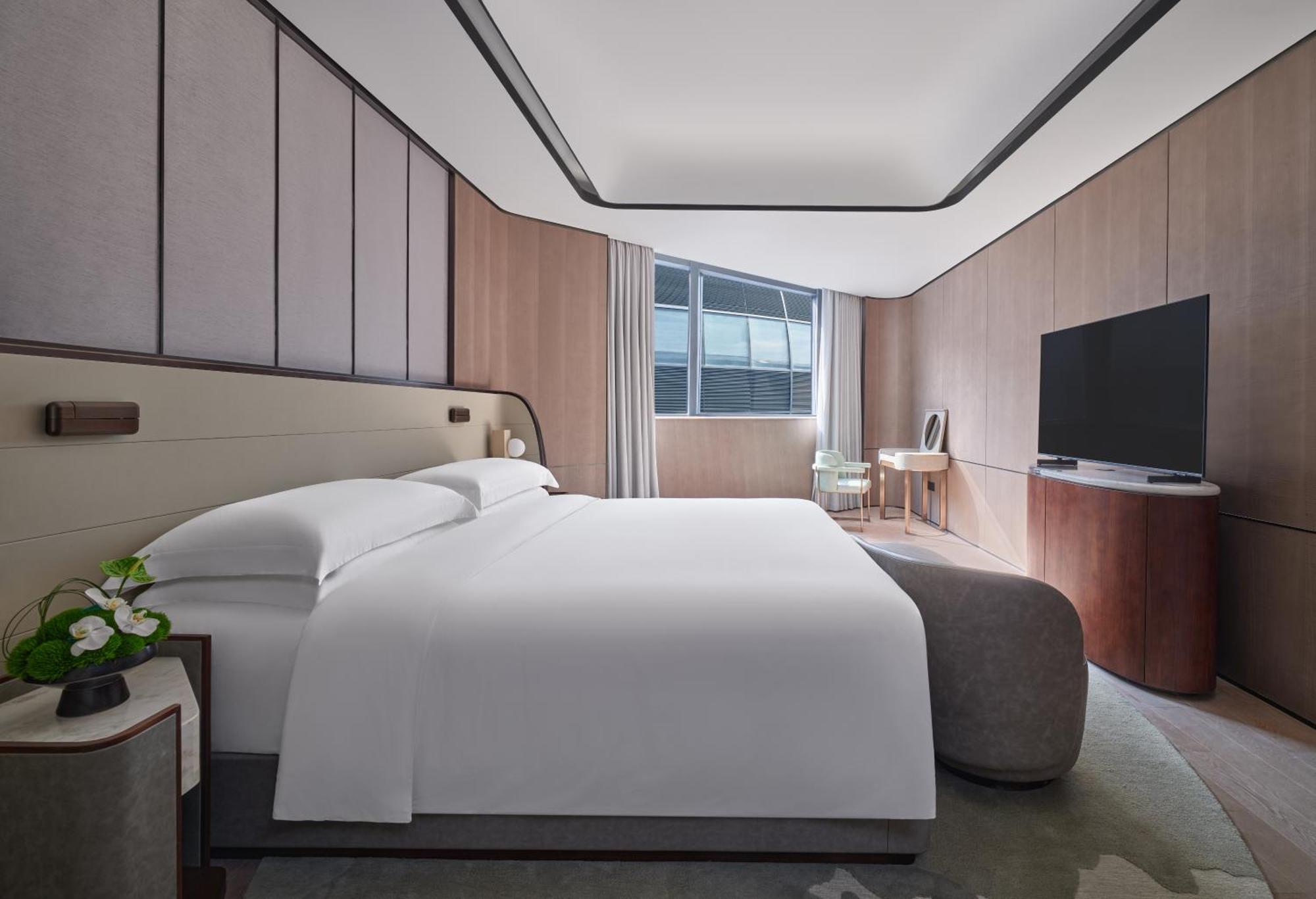 Intercontinental Shanghai Harbour City By Ihg Nanhui ภายนอก รูปภาพ