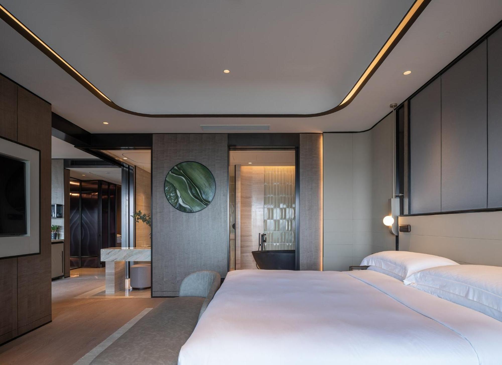 Intercontinental Shanghai Harbour City By Ihg Nanhui ภายนอก รูปภาพ