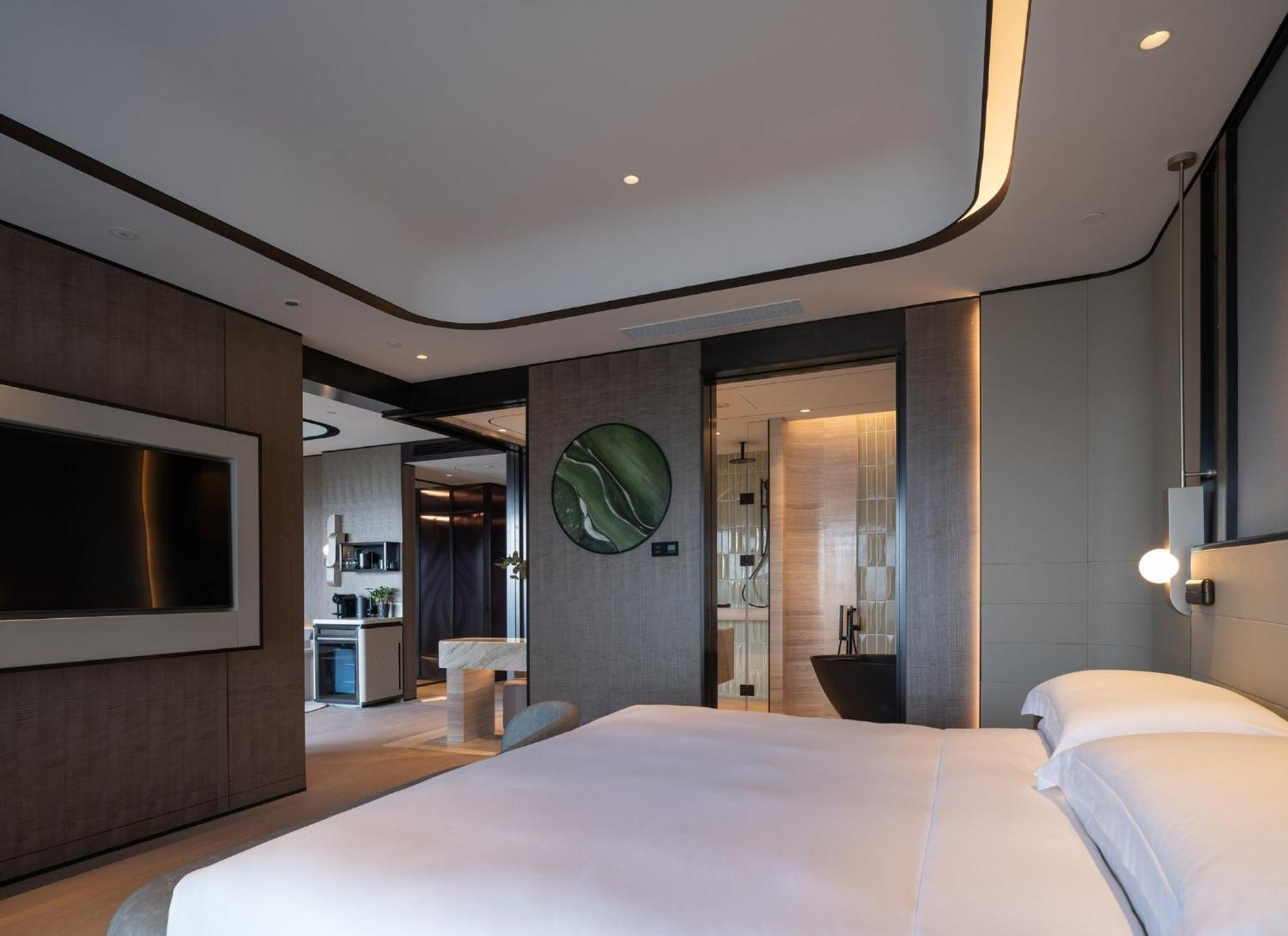 Intercontinental Shanghai Harbour City By Ihg Nanhui ภายนอก รูปภาพ